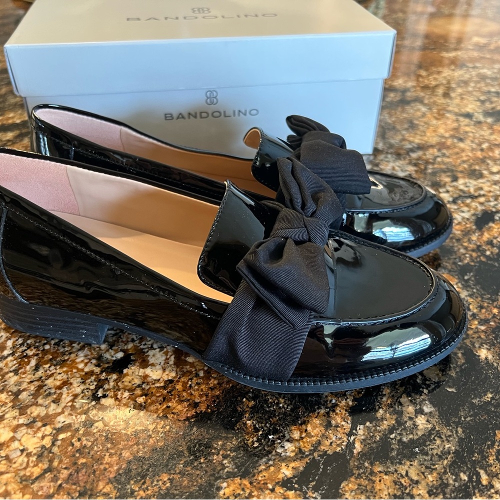 Bandolino Women's Black Lindio Loafers